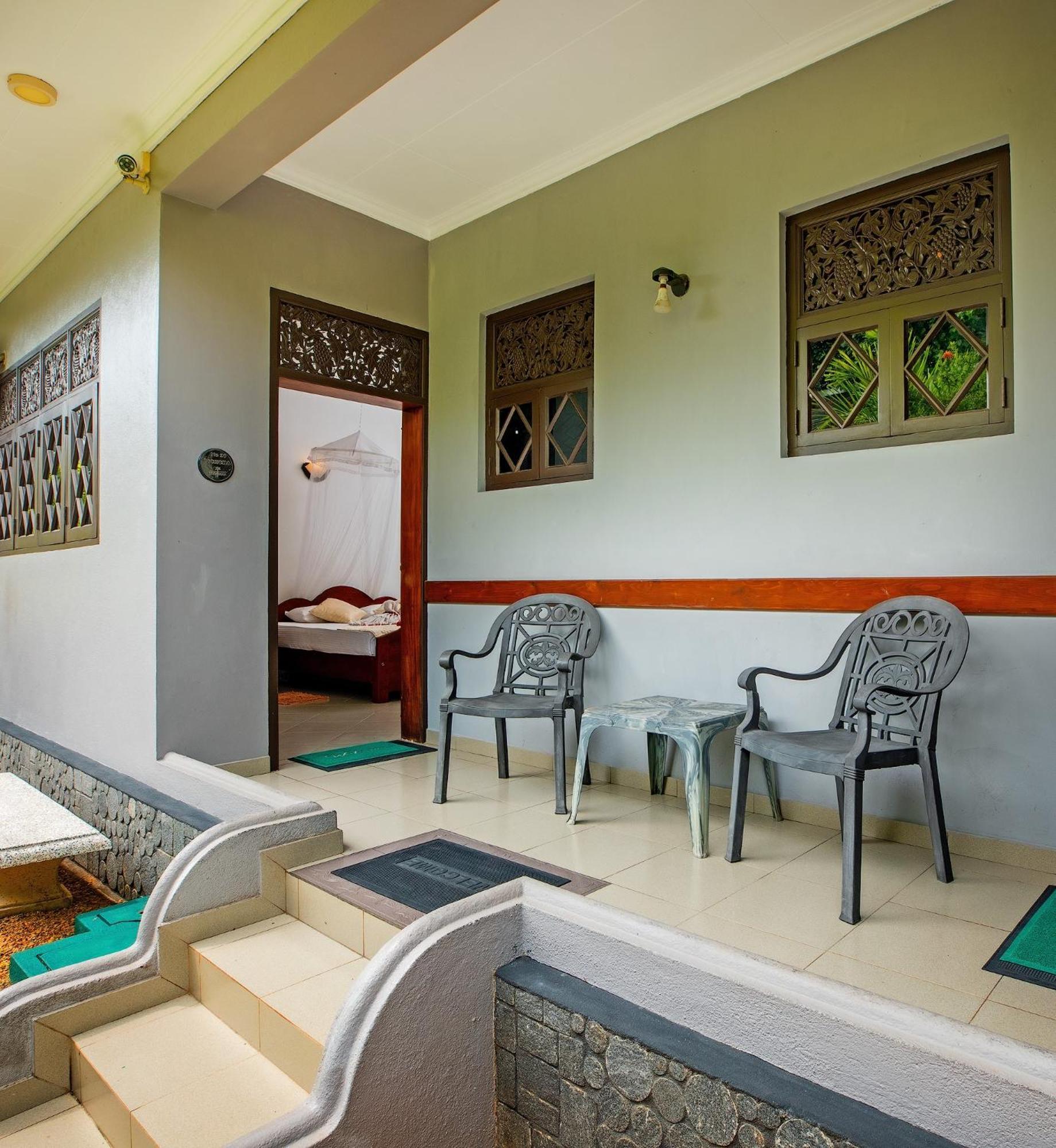 Sagarika Beach Hotel Moragalla Eksteriør bilde